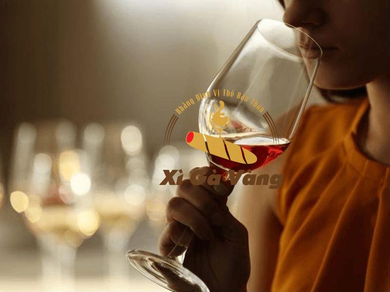 Rượu vang có thể giúp cải thiện giảm cân và cải thiện vóc dáng